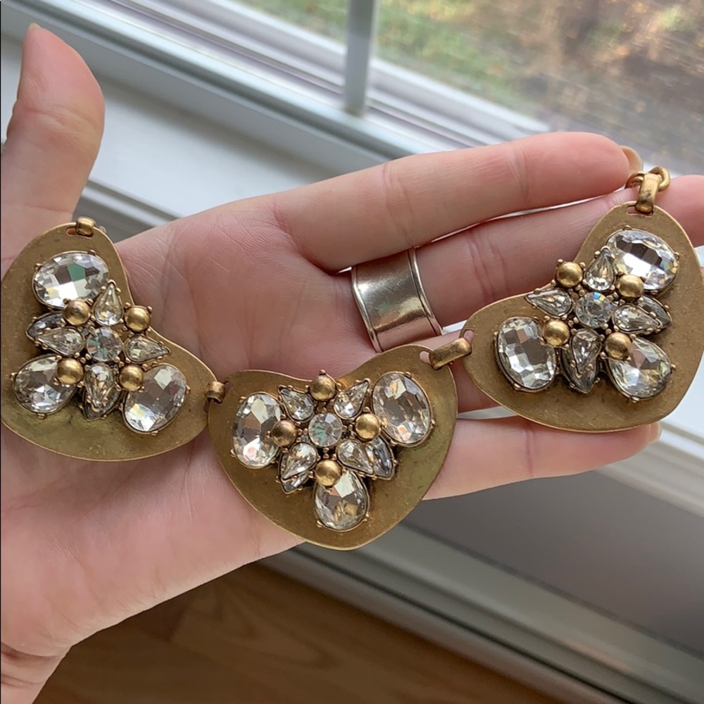 Statement necklace